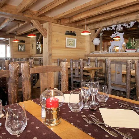 Cote Brune Hotel