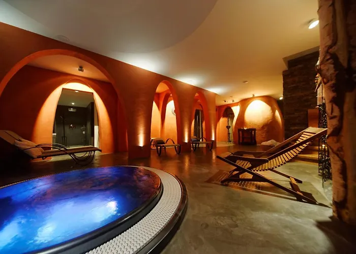 Cote Brune Hotell 4*