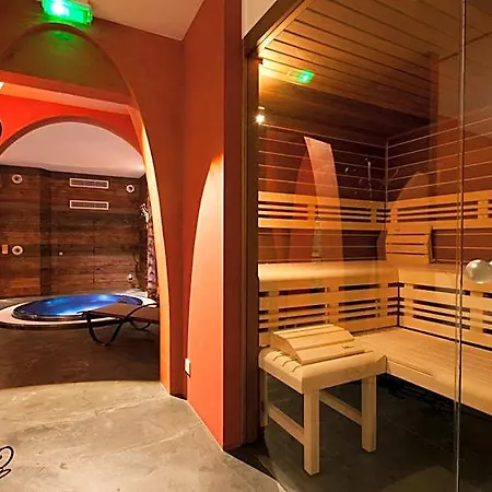 Cote Brune Otel 4*